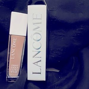 LANCÔME TEINT IDOLE ULTRAWEAR CARE& GLOW FOUNDATION